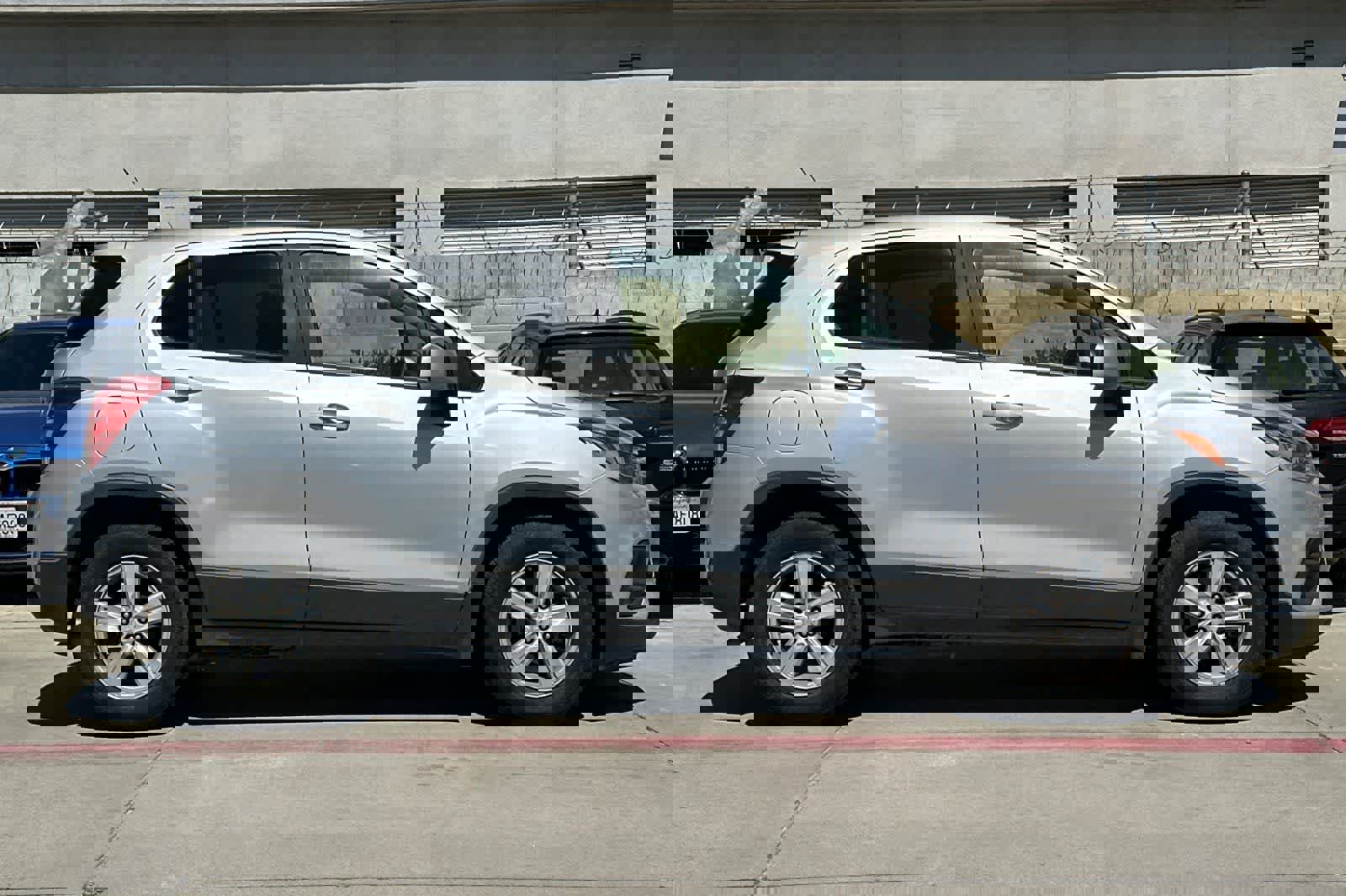 Used 2020 Chevrolet Trax LS w/ Tint and Cruise Package image 9