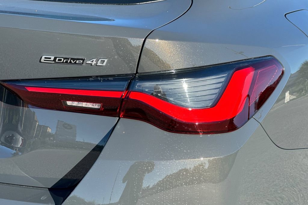 New 2026 BMW i4 eDrive40 w/ M Sport Package RWD image 33
