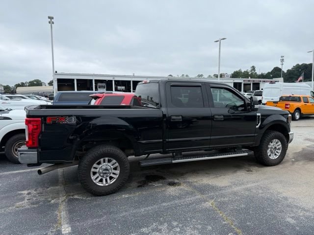 Used 2018 Ford F250 XLT w/ XLT Value Package AWD/4WD image 2
