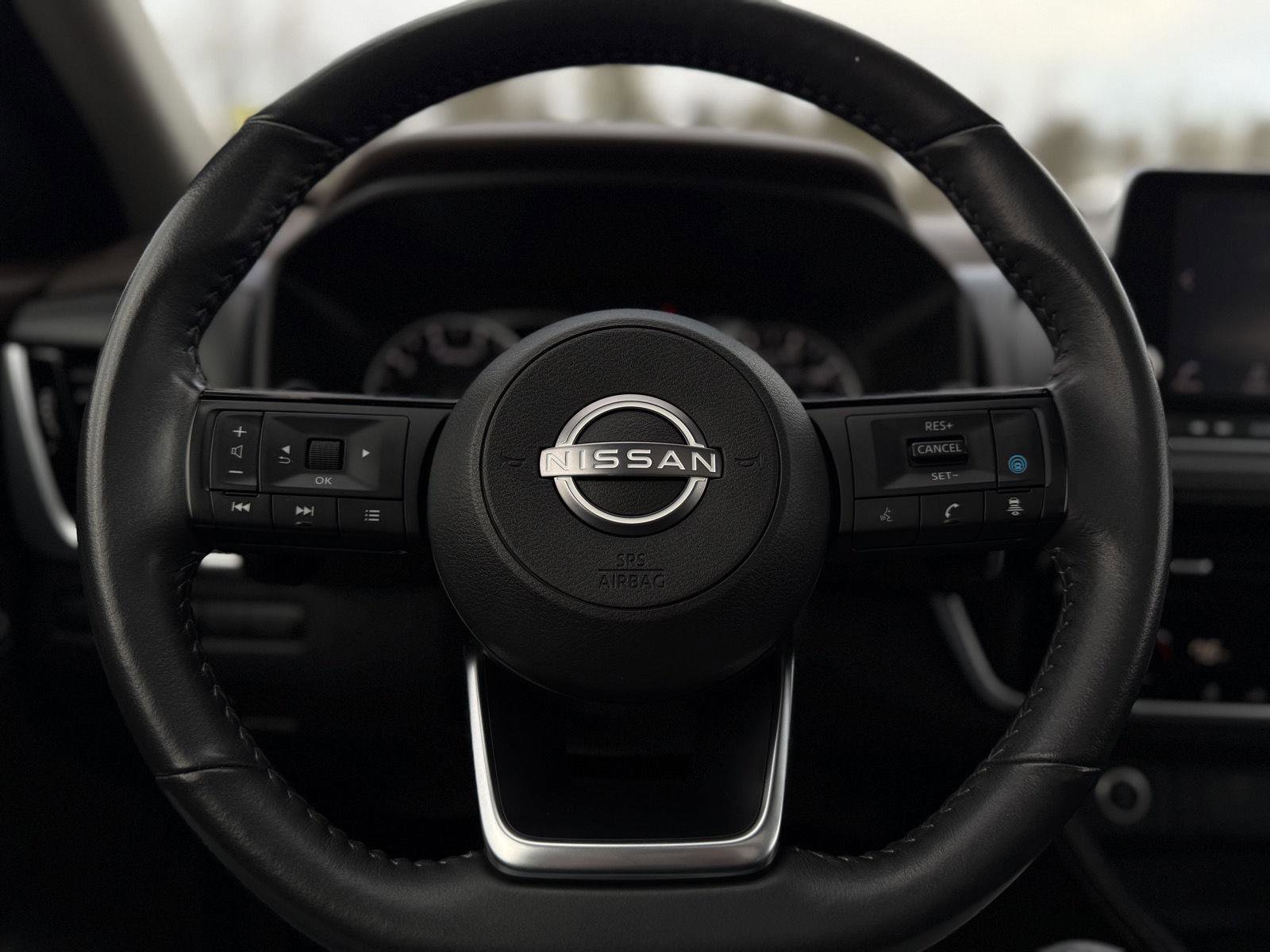 Used 2023 Nissan Rogue SL image 16