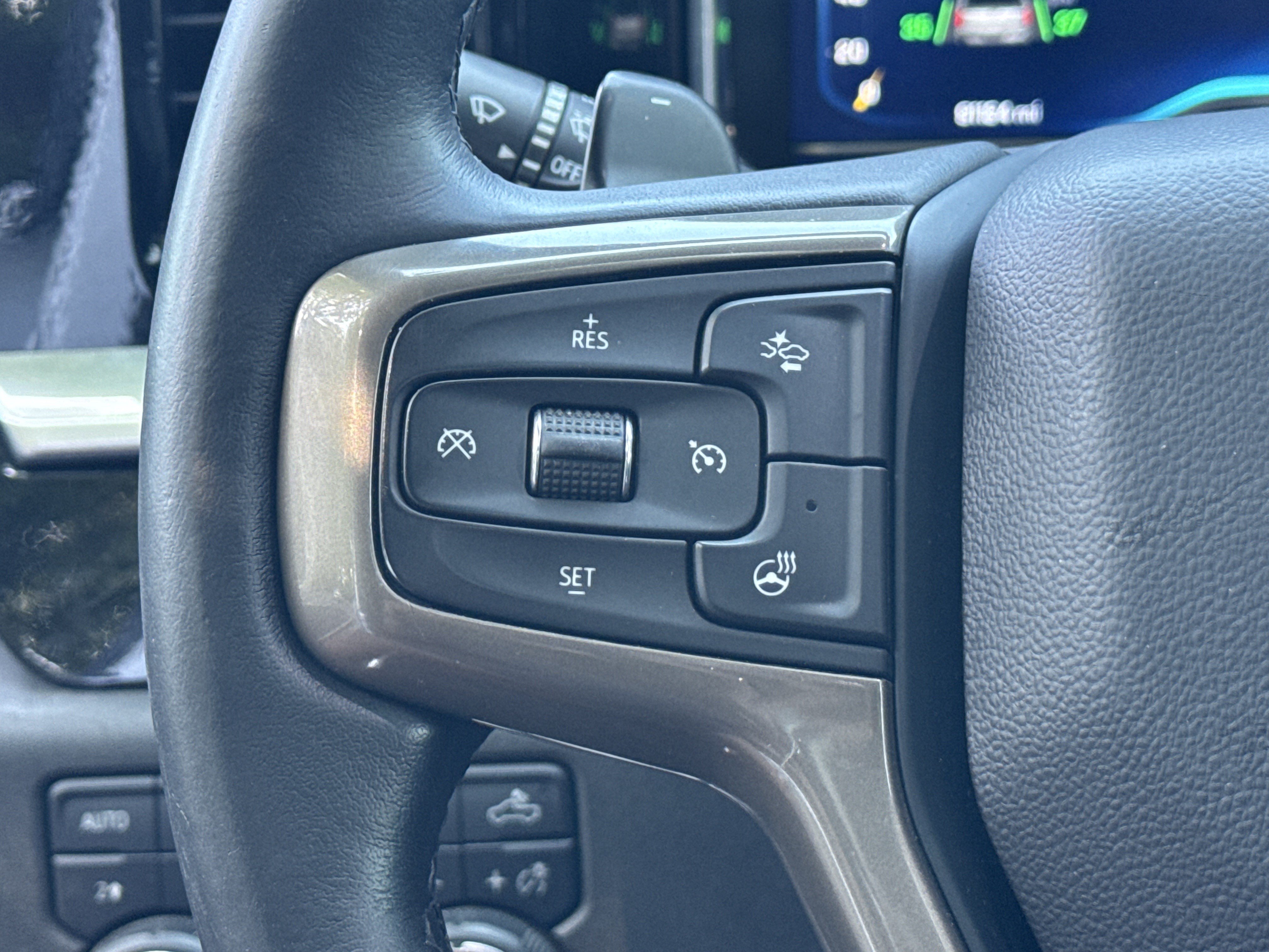 Used 2022 Chevrolet Silverado 1500 High Country w/ Z71 Off-Road Package AWD/4WD image 4