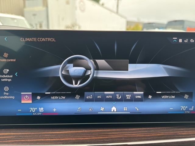 New 2026 BMW X7 xDrive40i w/ M Sport Package image 39