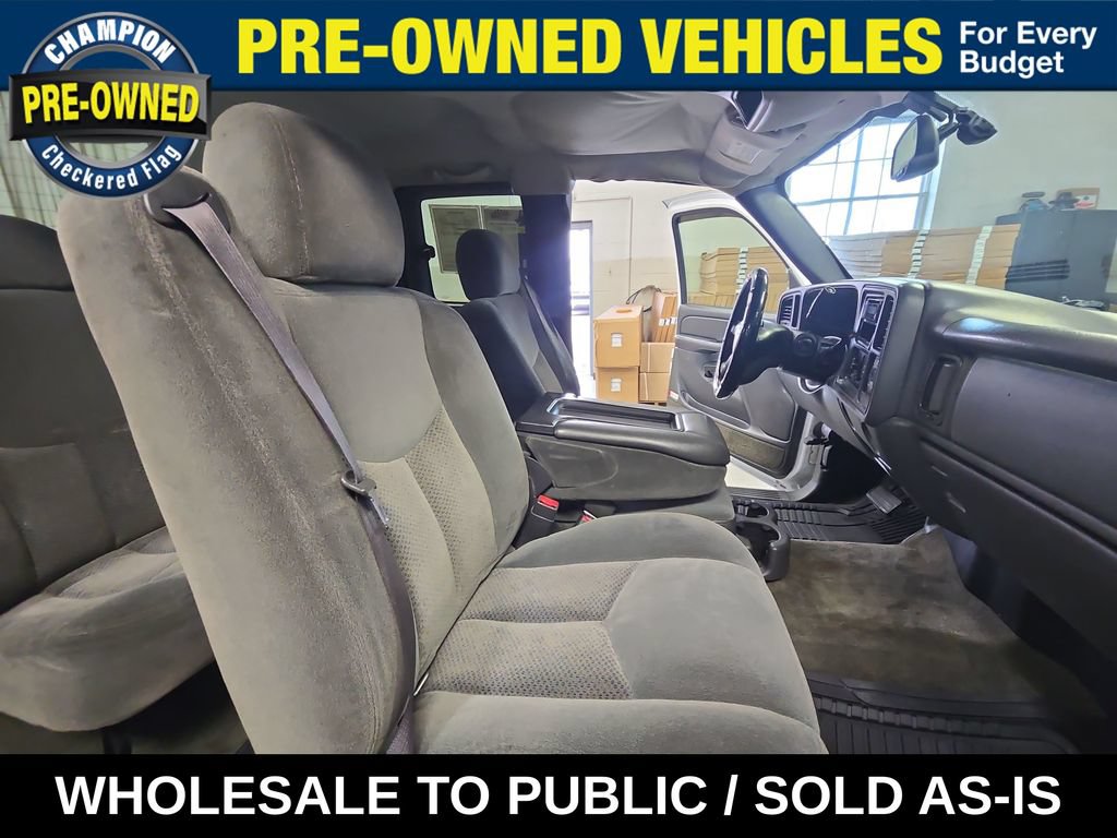 Used 2004 Chevrolet Silverado 1500 LS RWD image 29