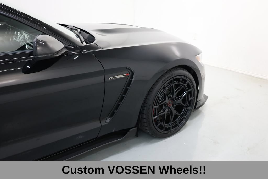 Used 2019 Ford Mustang Shelby GT350R w/ GT350R Equipment Group 920A RWD image 16