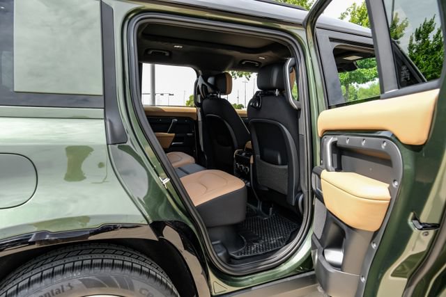 New 2026 Land Rover Defender 110 X AWD/4WD image 49