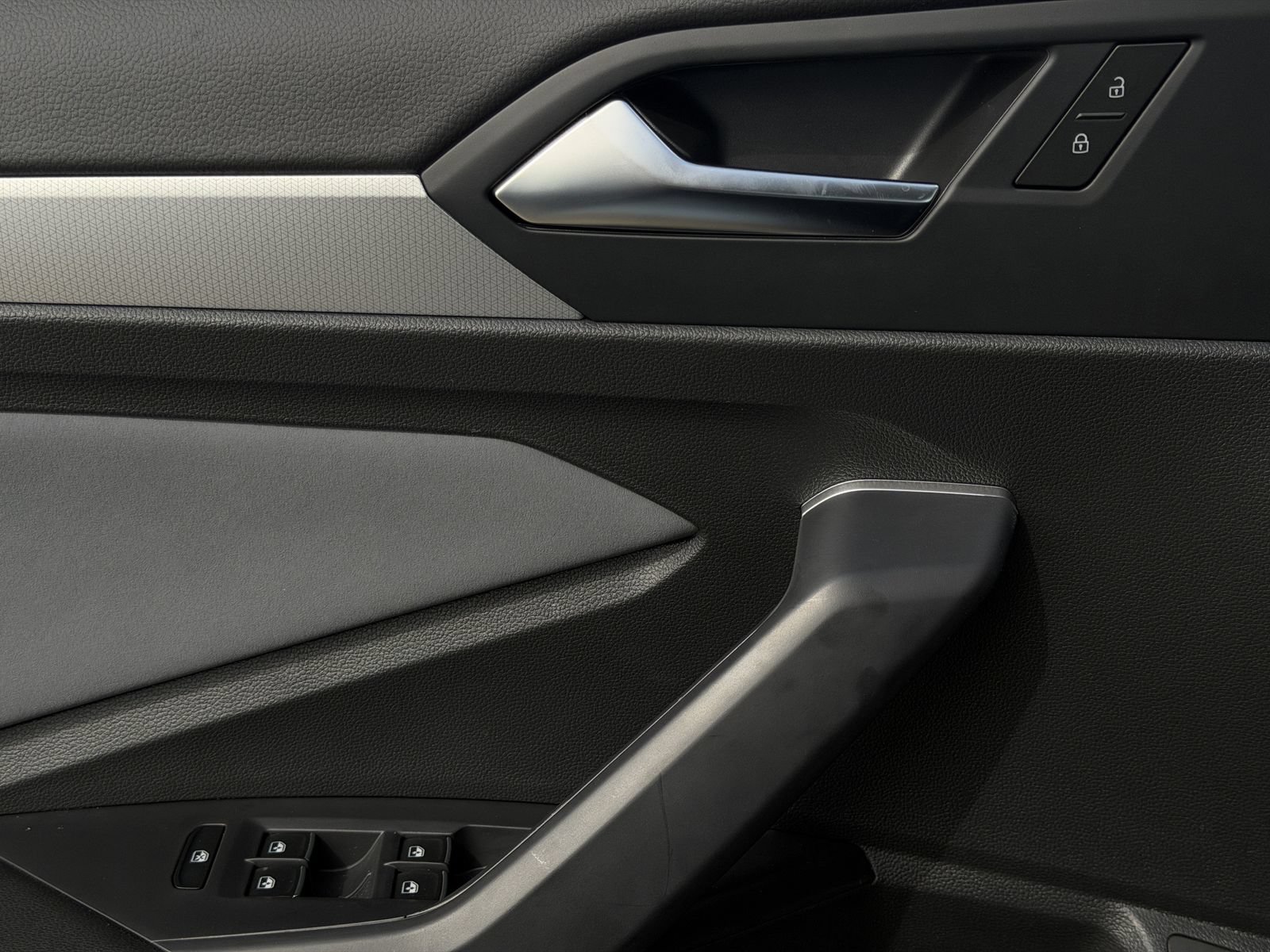 New 2026 Volkswagen Jetta SE FWD image 23
