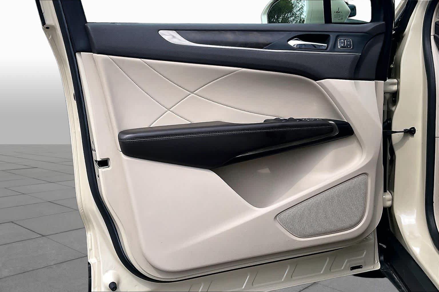 Used 2018 Lincoln MKC Reserve AWD/4WD image 21