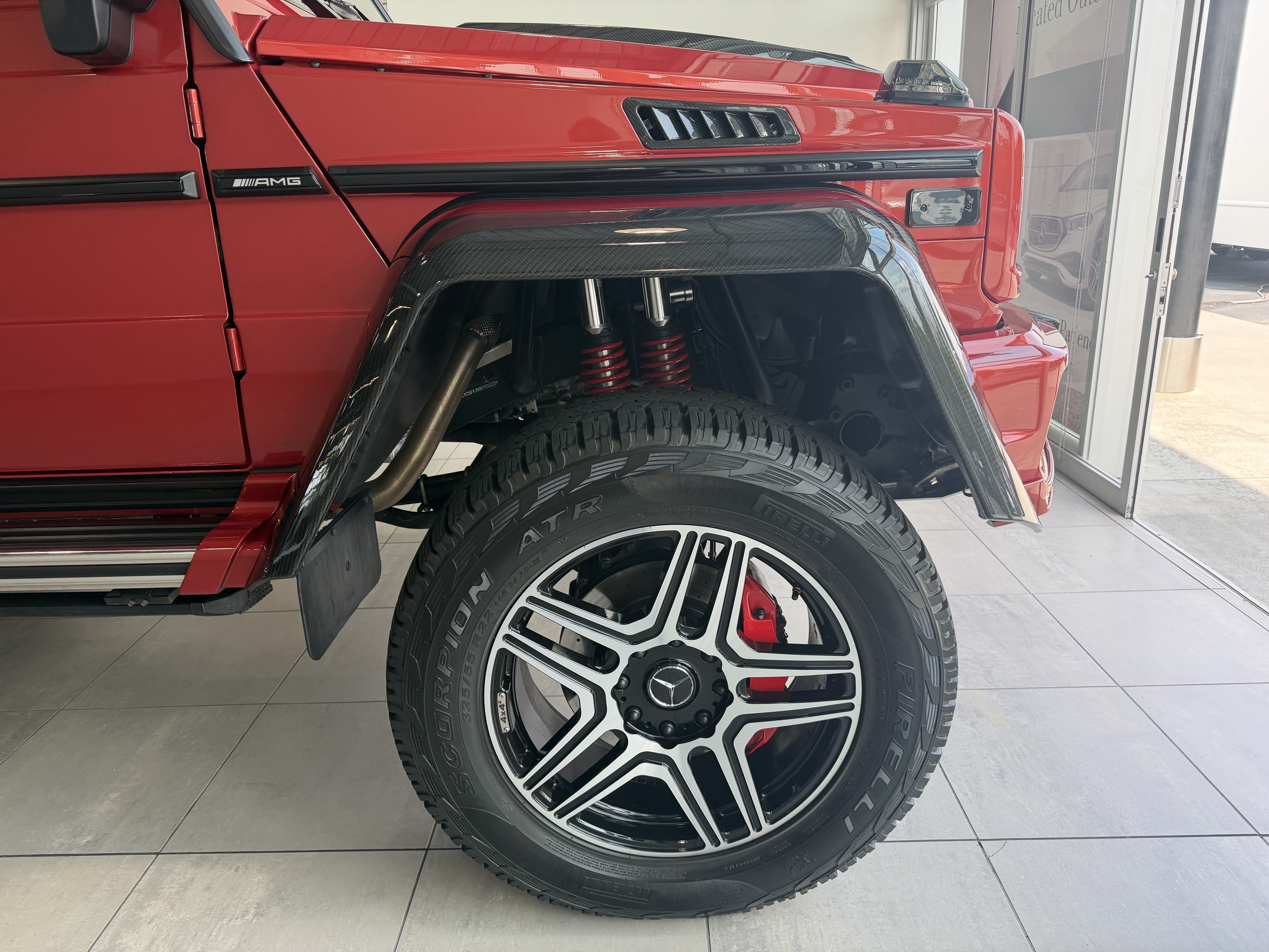Used 2017 Mercedes-Benz G 550 Squared image 13