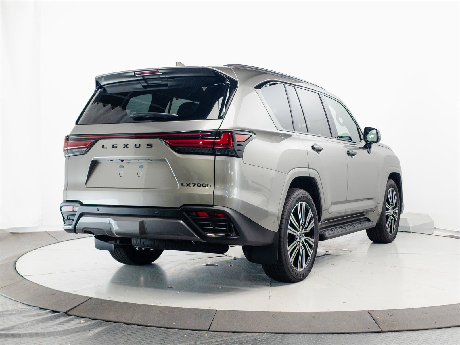 New 2026 Lexus LX 700h Luxury w/ Appearance Package AWD/4WD image 13