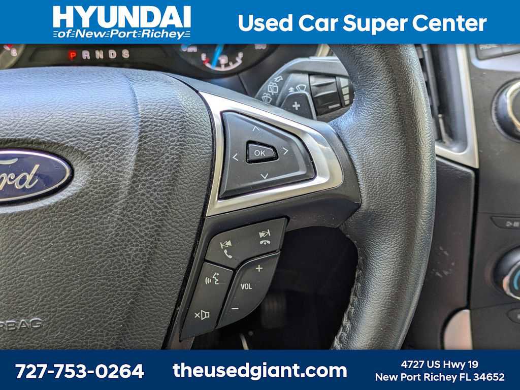 Used 2015 Ford Edge SEL AWD/4WD image 30