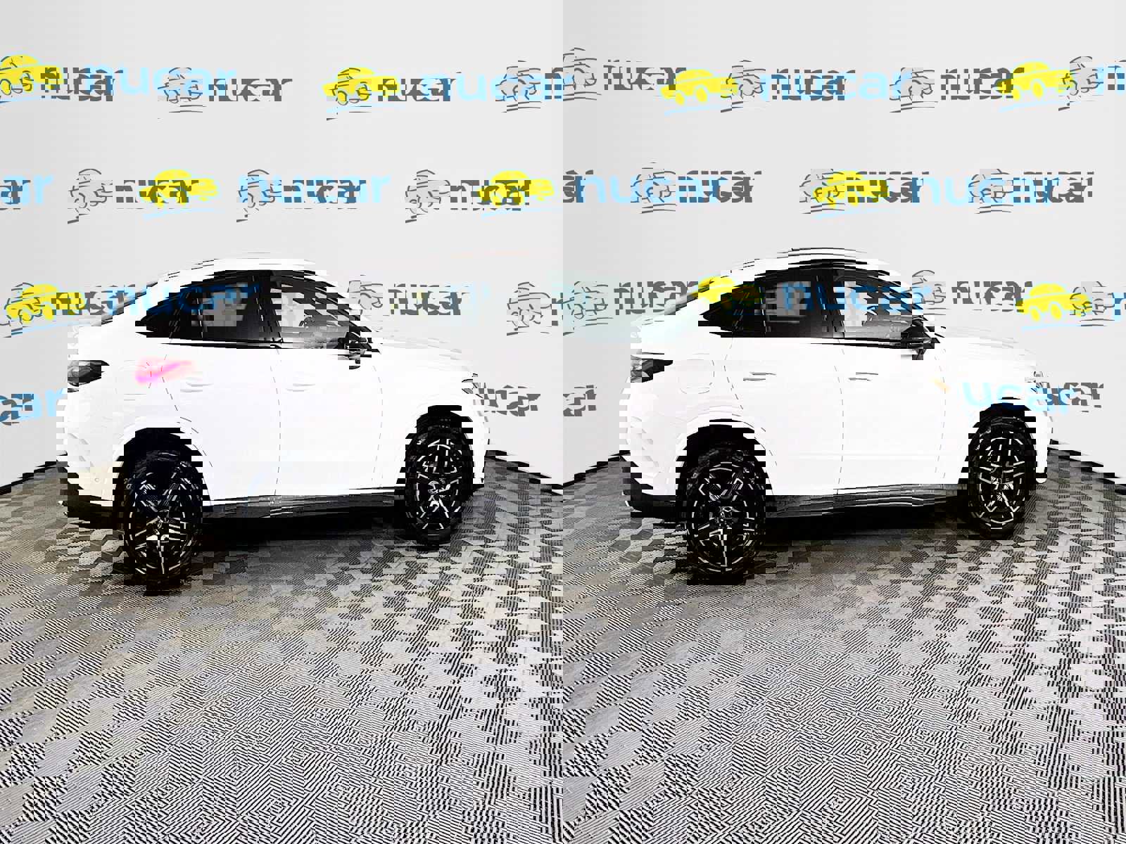 Used 2025 Mercedes-Benz GLC 300 4MATIC image 8