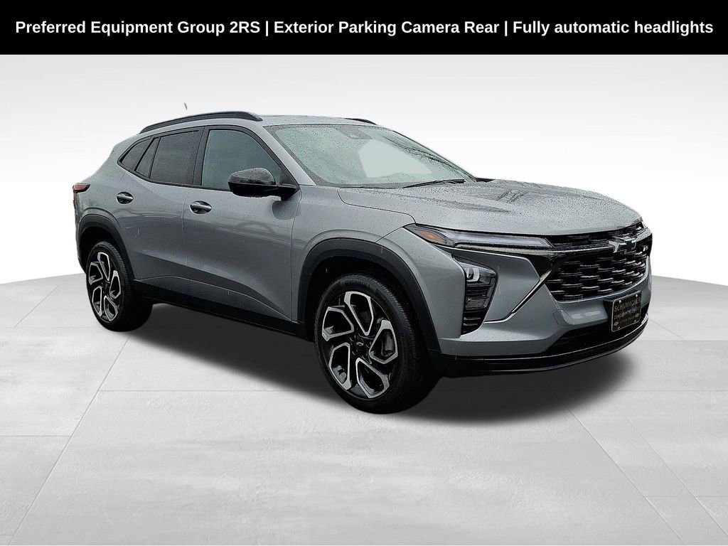 Used 2024 Chevrolet Trax RS w/ Driver Confidence Package image 1