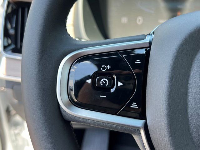 New 2026 Volvo XC90 B5 Ultra w/ Lounge Package AWD/4WD image 21