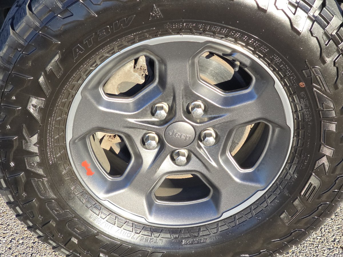 Used 2020 Jeep Gladiator Rubicon AWD/4WD image 15