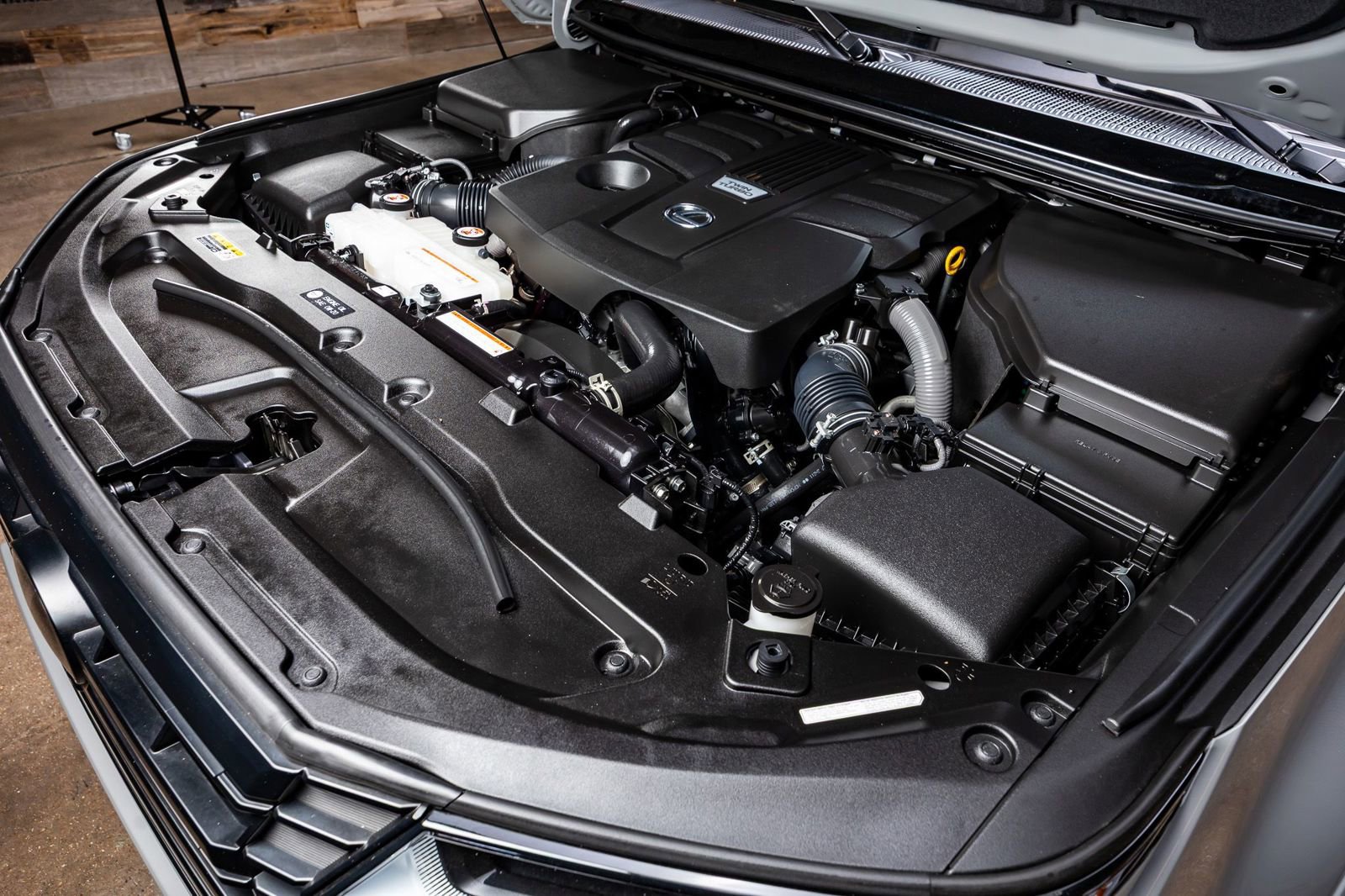 Used 2024 Lexus GX 550 image 41