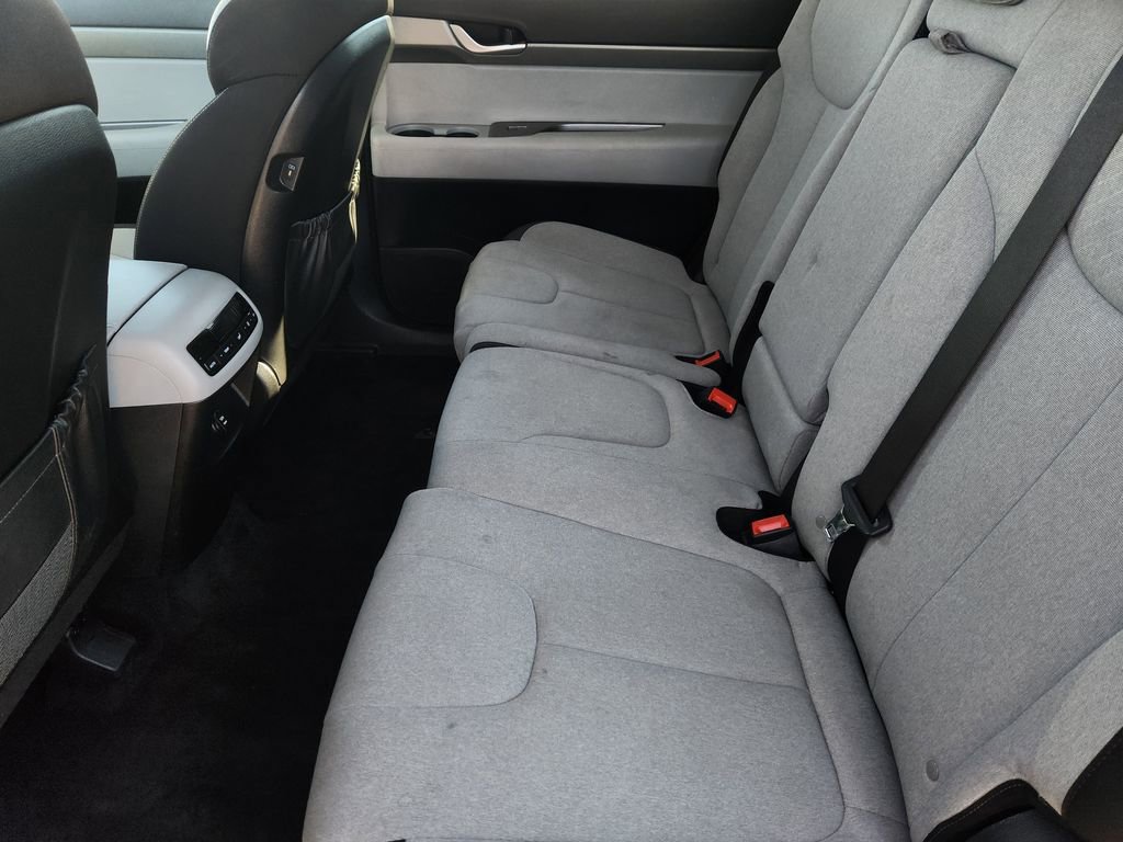 Used 2024 Hyundai Palisade SE image 29
