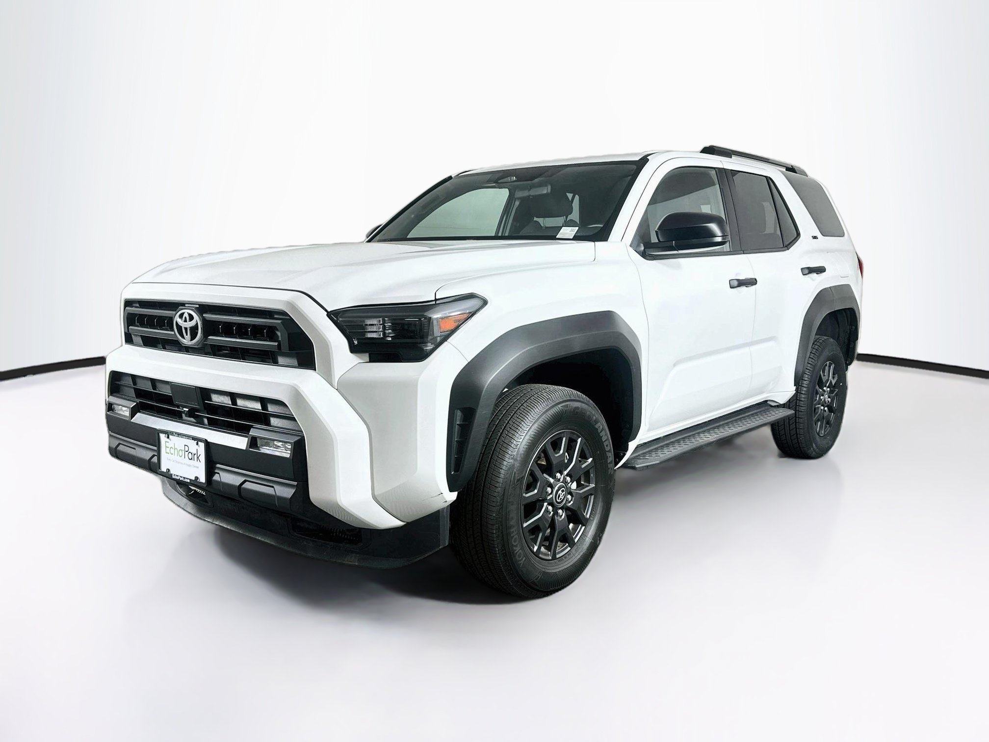 Used 2025 Toyota 4Runner SR5 AWD/4WD image 3