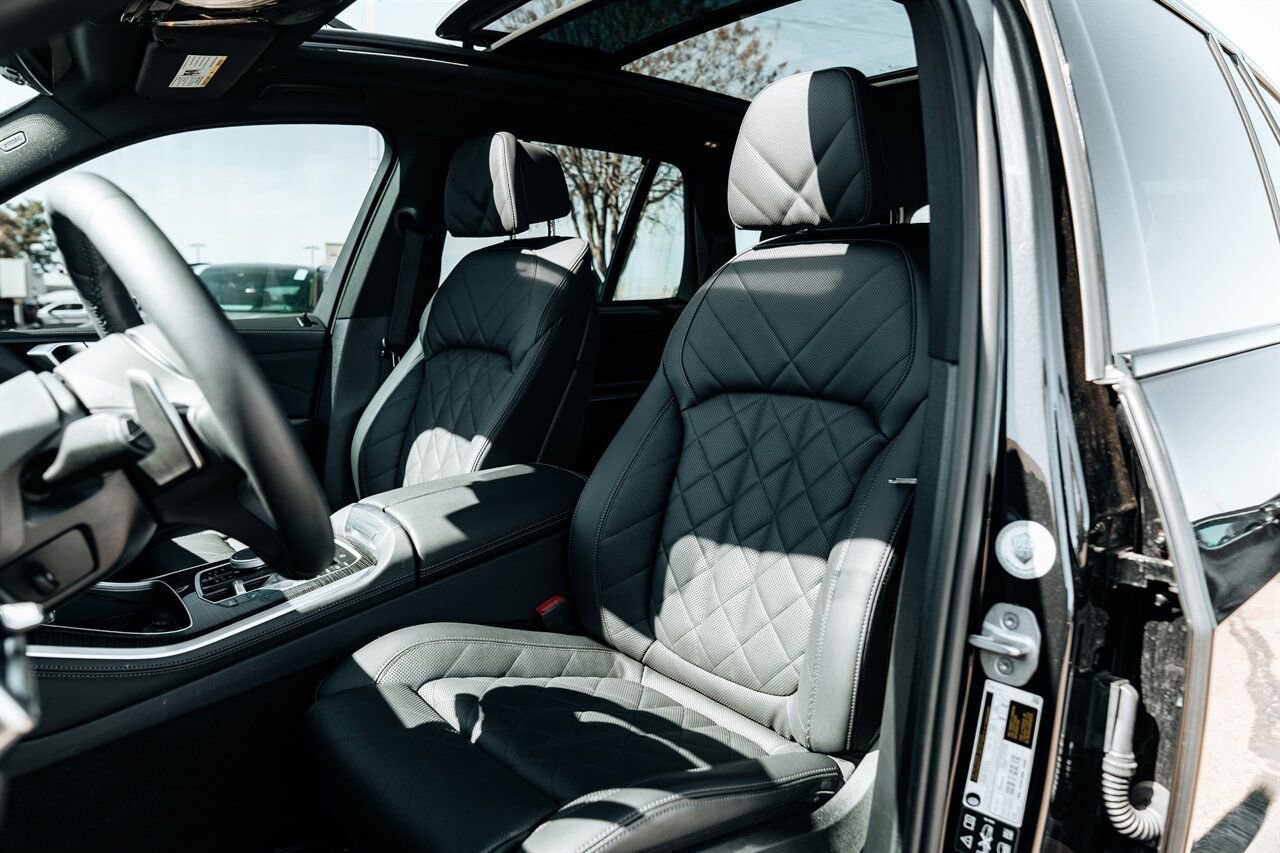 Used 2026 BMW X5 xDrive40i w/ M Sport Package image 24