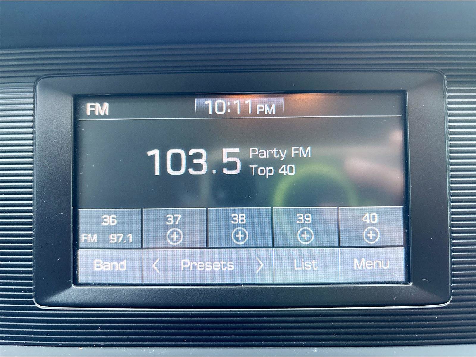 Used 2020 Hyundai Elantra SE FWD image 14