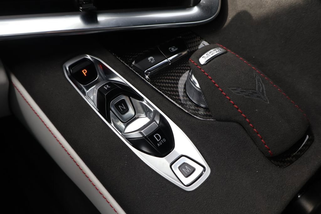 Used 2023 Chevrolet Corvette Stingray Premium Conv w/ Z51 Performance Package RWD image 28