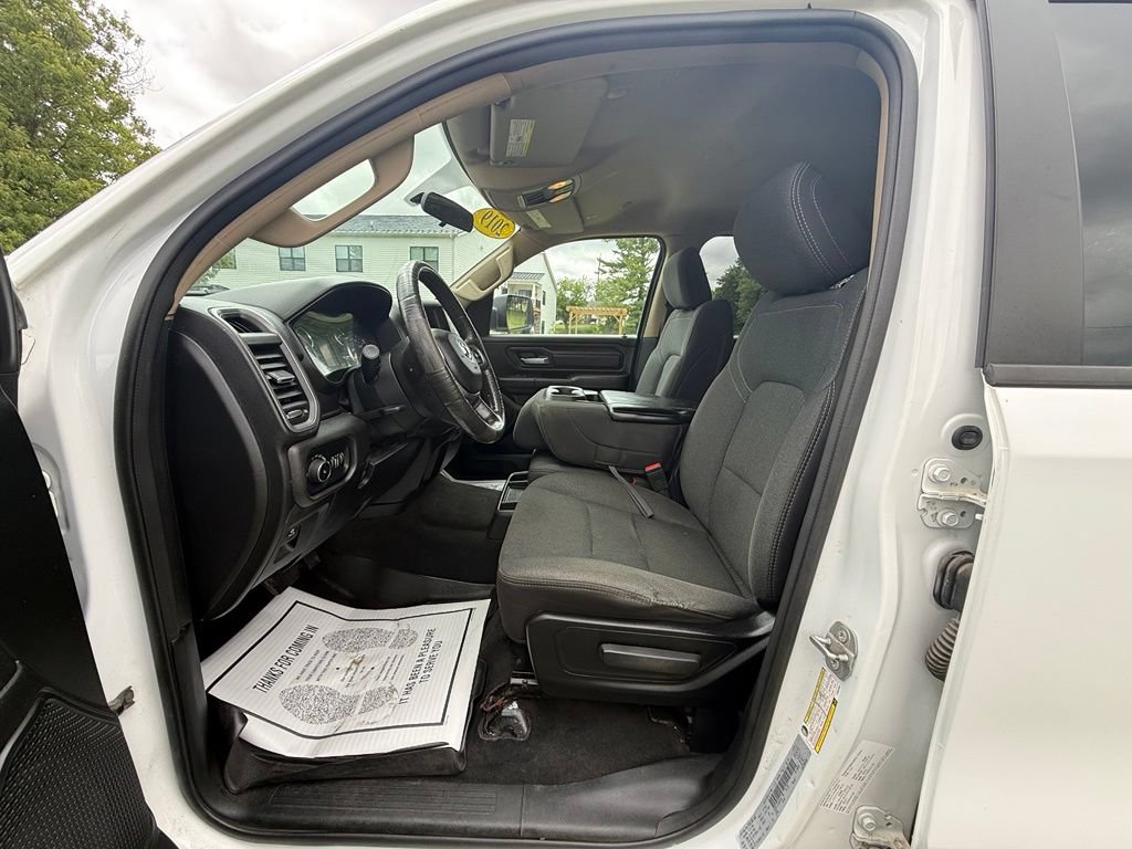 Used 2019 RAM 1500 Tradesman w/ SXT Appearance Group AWD/4WD image 9