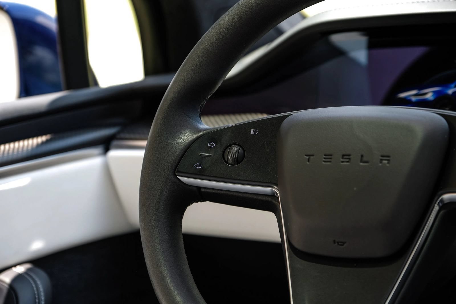 Used 2022 Tesla Model X Plaid AWD/4WD image 17