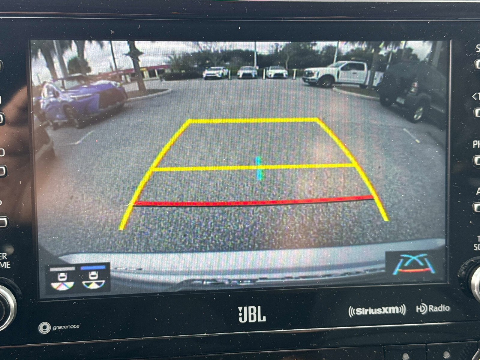 Used 2022 Toyota Highlander Limited image 26