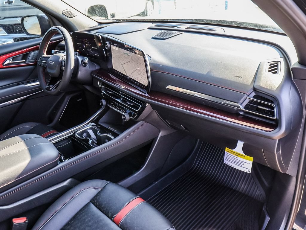 New 2026 Chevrolet Traverse RS w/ LPO, Floor Liner Package FWD image 15