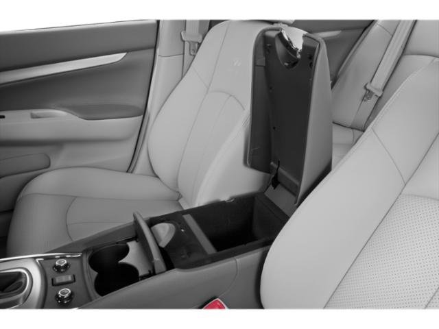 Used 2015 INFINITI Q40 w/ Moonroof Package image 16