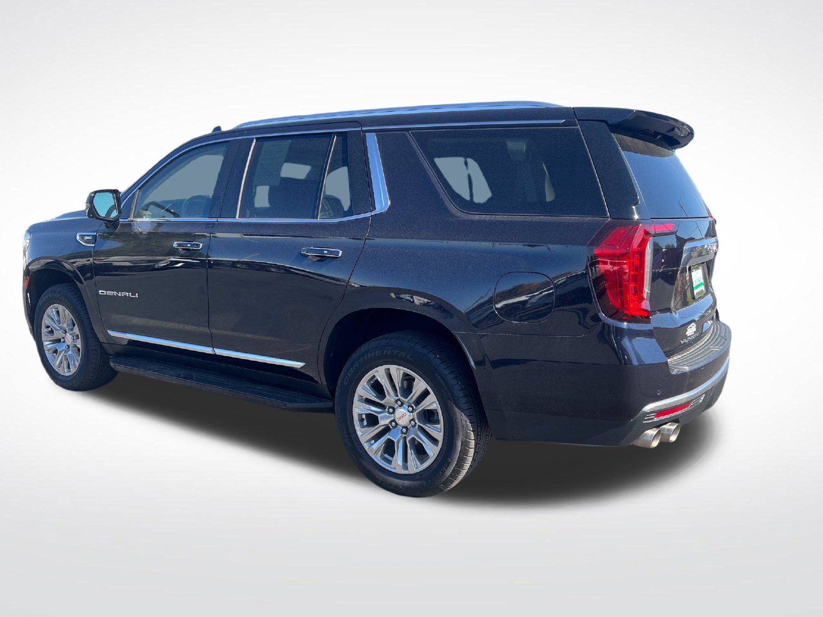 Used 2021 GMC Yukon Denali w/ LPO, Illumination Package AWD/4WD image 6