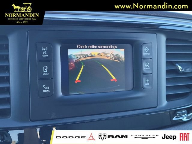 Used 2017 Chrysler Pacifica LX FWD image 10