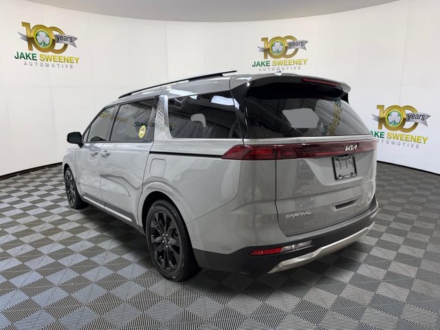 Certified 2024 Kia Carnival SX FWD image 7