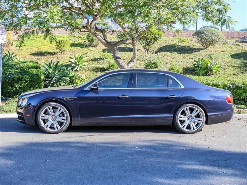 Used 2016 Bentley Flying Spur V8 AWD/4WD image 2
