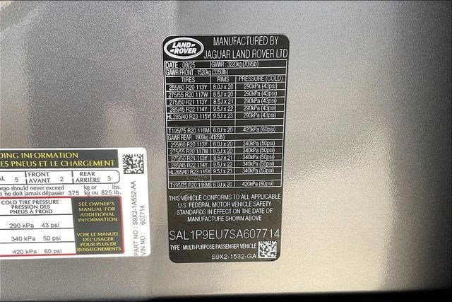 New 2025 Land Rover Range Rover Sport SE image 8