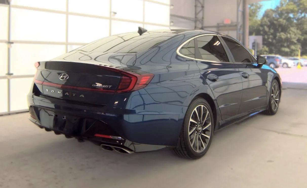 Used 2020 Hyundai Sonata Limited FWD image 3