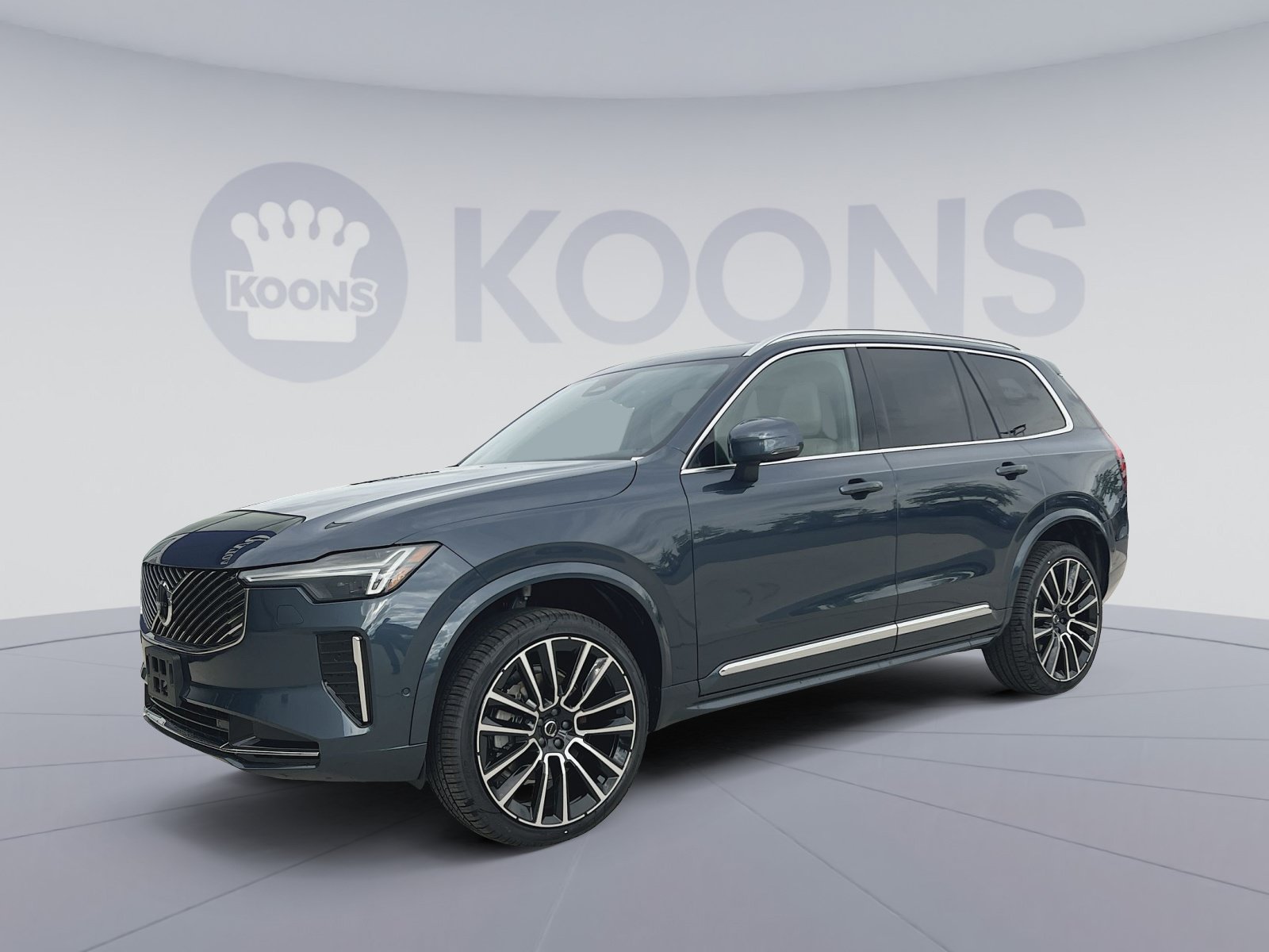 New 2026 Volvo XC90 B6 Plus w/ Protection Package Premier