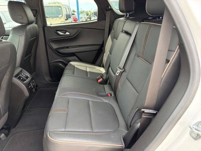 Used 2022 Chevrolet Blazer Premier w/ Enhanced Convenience Package AWD/4WD image 18