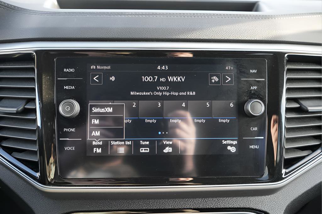Used 2019 Volkswagen Atlas SEL Premium image 41