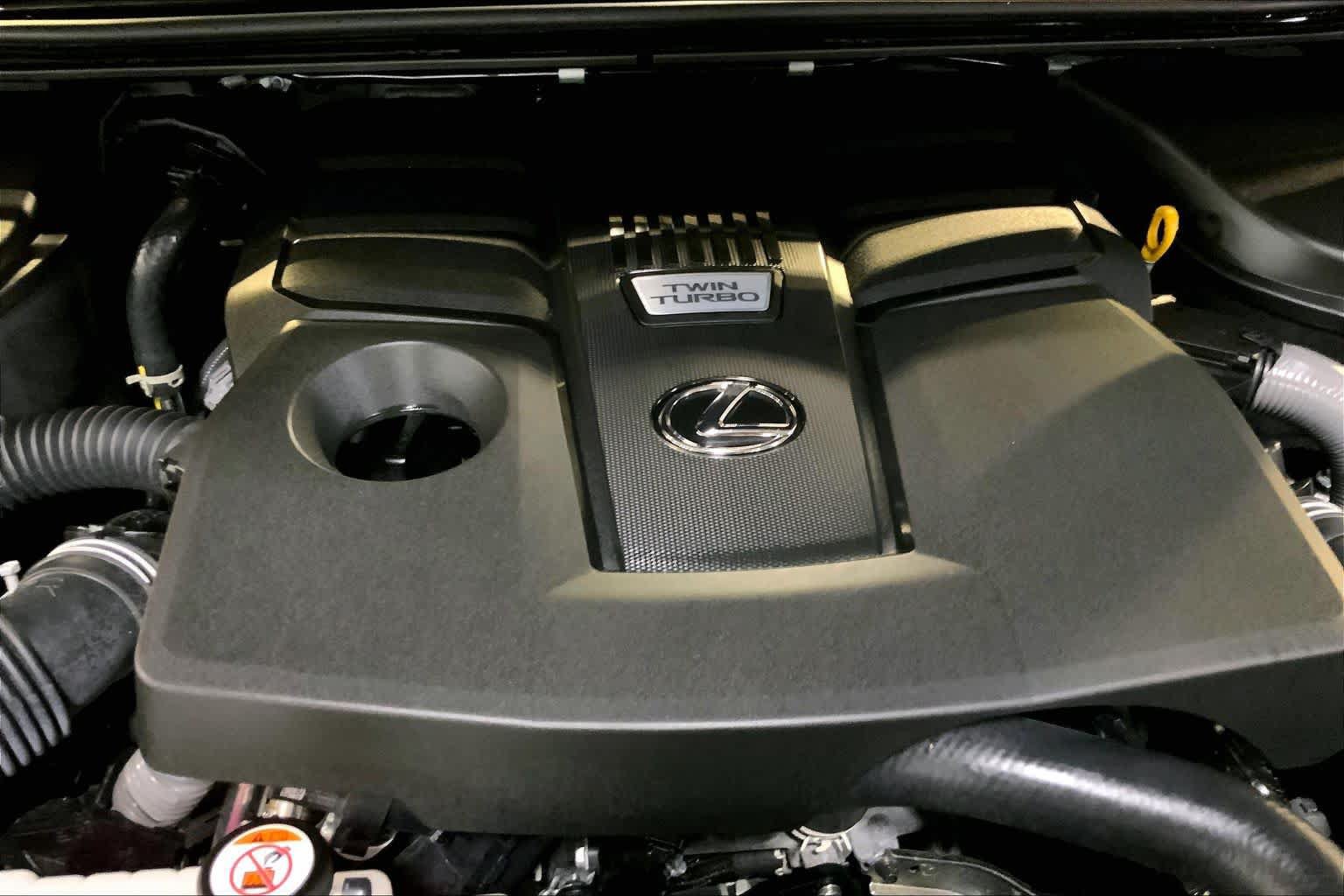 Used 2024 Lexus GX 550 w/ Cold Area Package AWD/4WD image 33