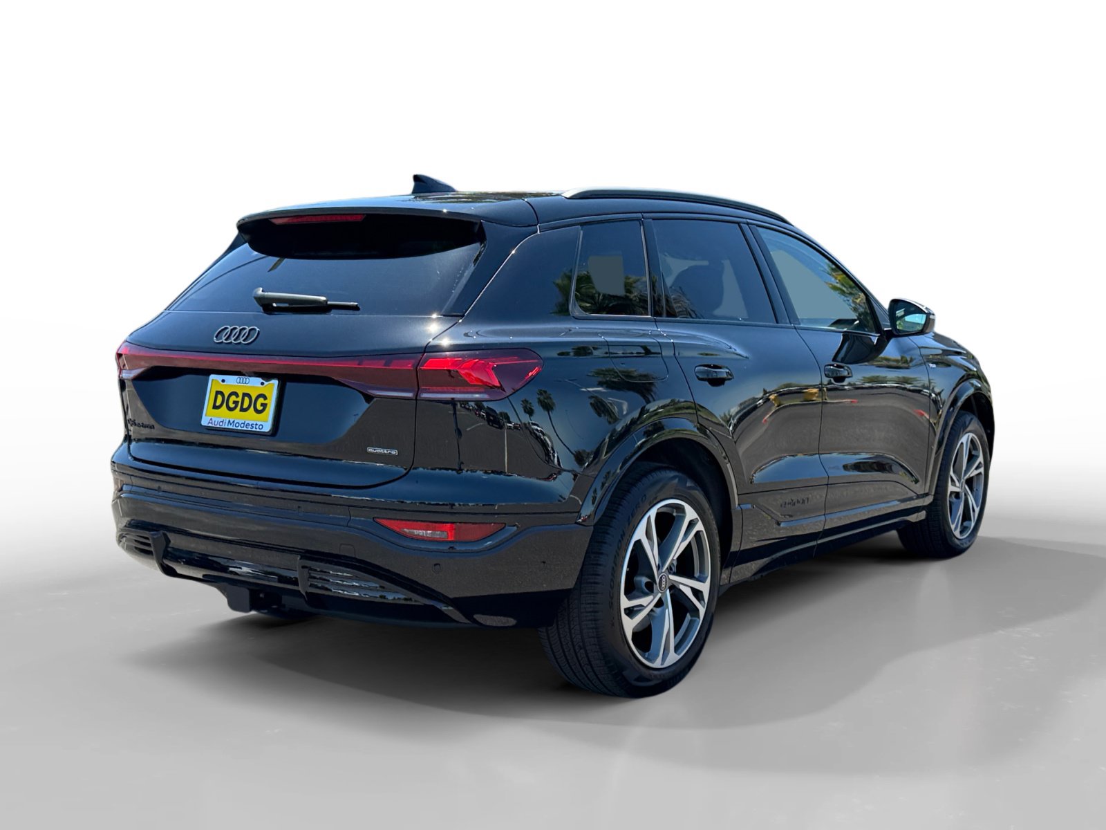 New 2027 Audi Q6 e-tron Premium Plus AWD/4WD image 5