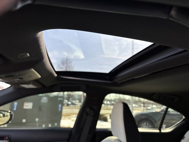 Used 2022 Lexus IS 350 F Sport image 16