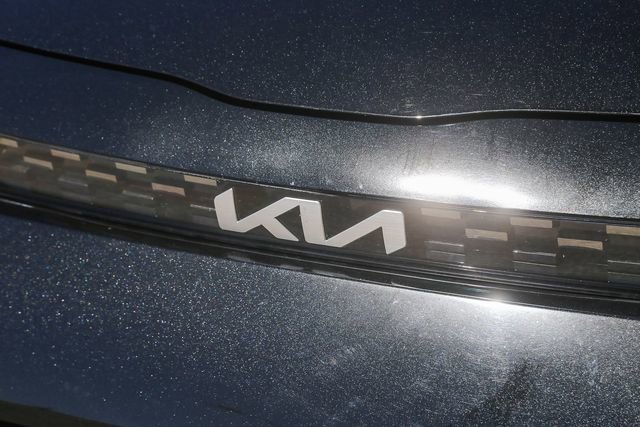 Used 2023 Kia Soul LX image 7