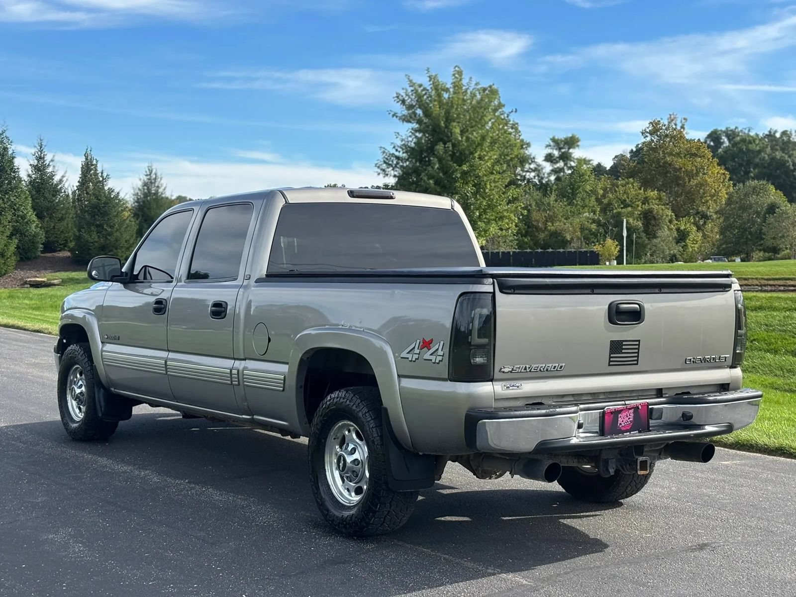 Used 2002 Chevrolet Silverado 1500 LT AWD/4WD image 3