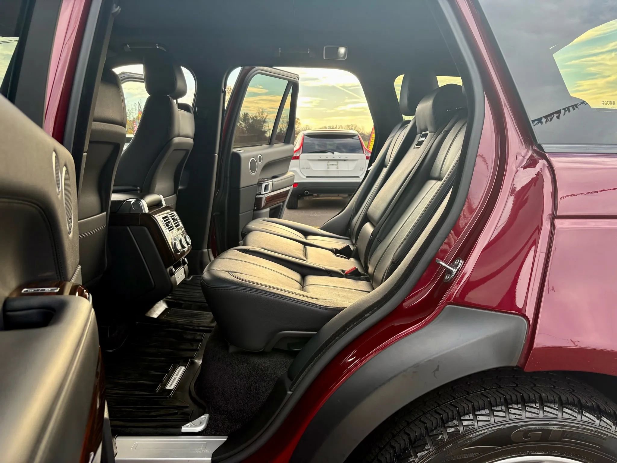 Used 2017 Land Rover Range Rover image 18