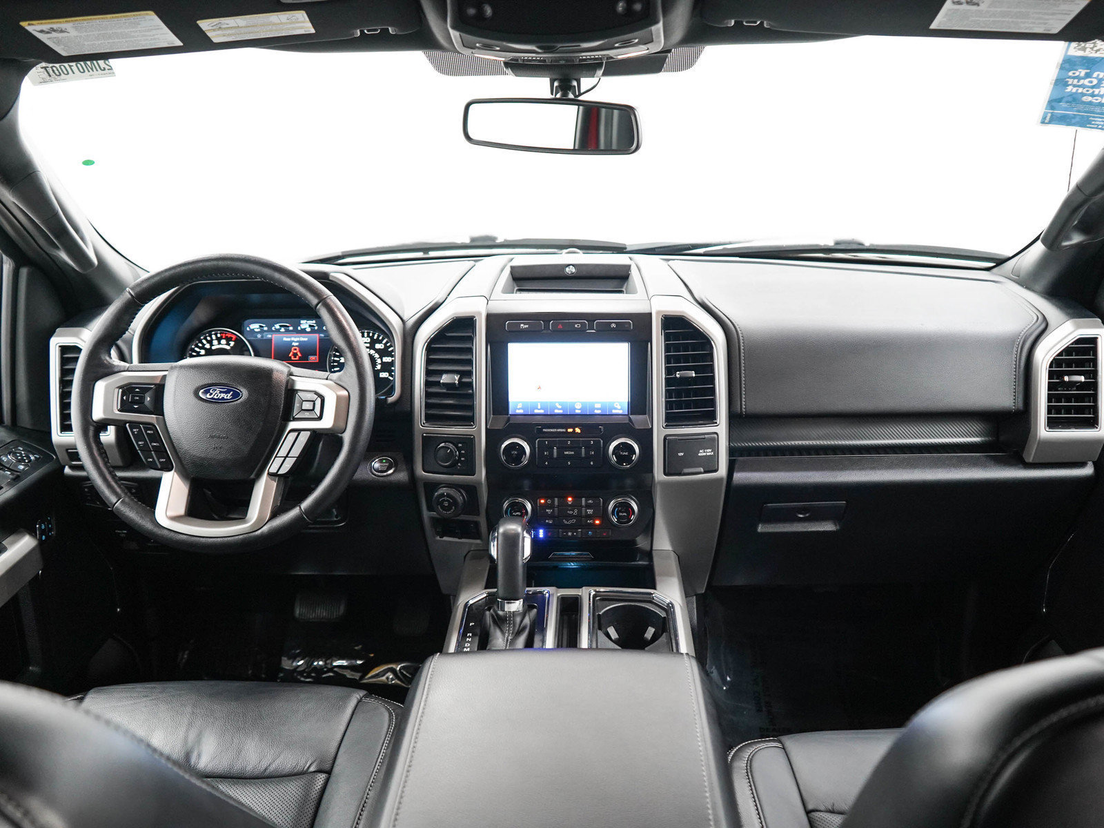 Used 2019 Ford F150 Lariat w/ Equipment Group 502A Luxury AWD/4WD image 13