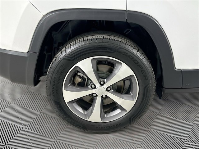 Used 2022 Jeep Cherokee Limited image 30