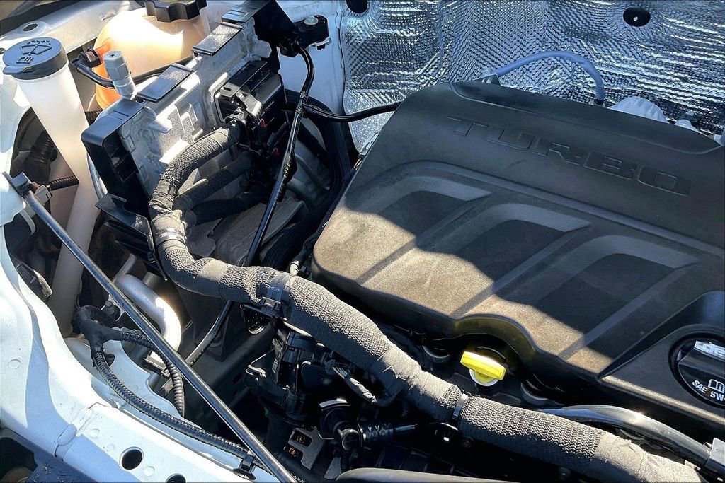 Used 2023 Buick Encore GX Preferred w/ Cold Weather Comfort Package image 32