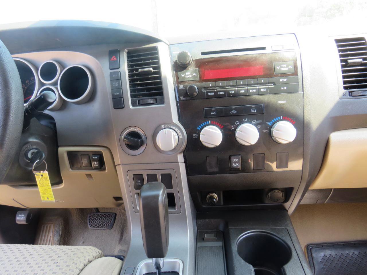 Used 2010 Toyota Tundra 4x4 Double Cab image 14