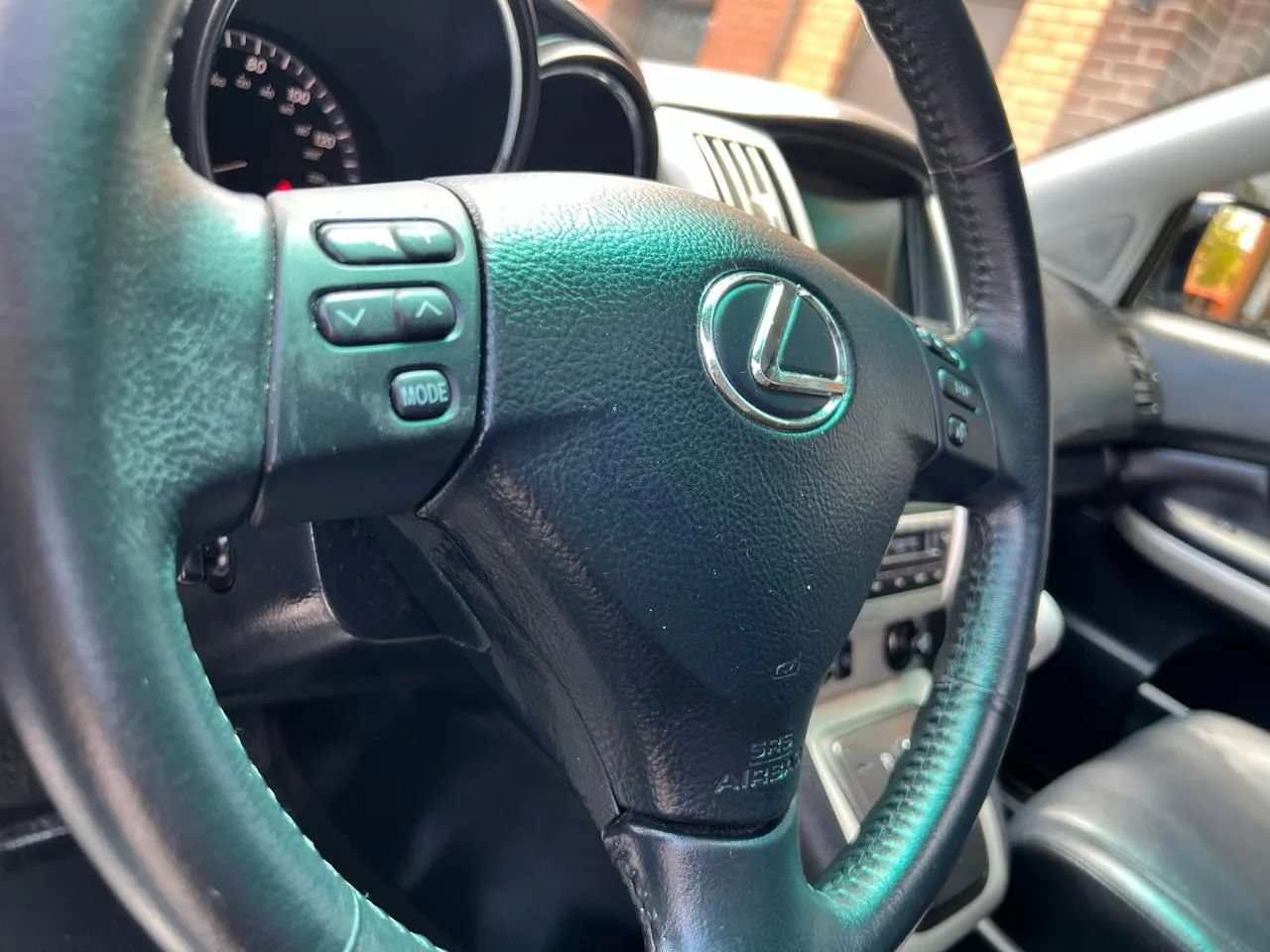 Used 2006 Lexus RX 400h AWD image 35
