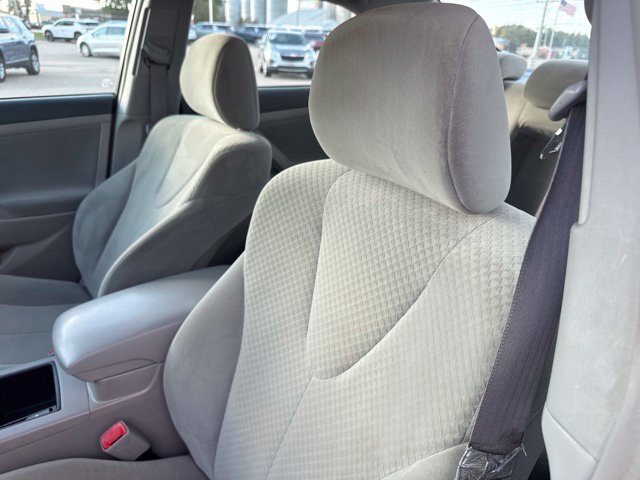 Used 2009 Toyota Camry LE FWD image 23